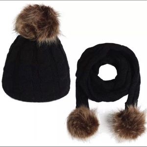 Women’s hat and scarf set 👆🏼☃️❄️